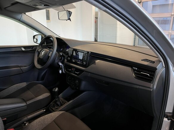 2021 Skoda Rapid II, серый - вид 12