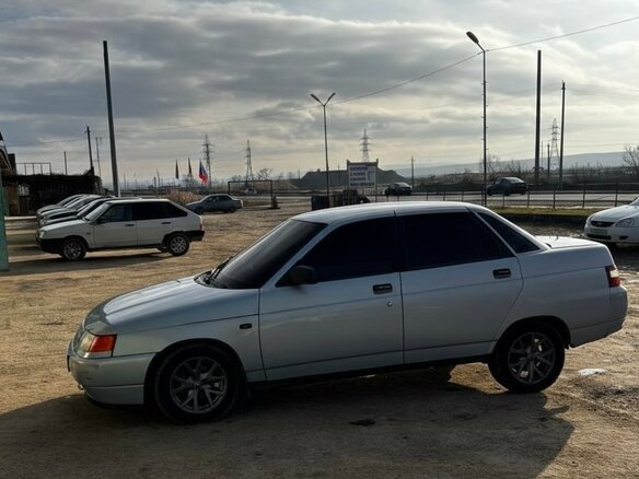 2005 Lada (ВАЗ) 2110, серебристый, 220000 рублей - вид 6