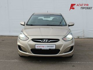2012 Hyundai Solaris I, бежевый, 700000 рублей, вид 2