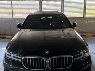 2021 BMW 5 серии 530d VII (G30/G31/G38) Рестайлинг, чёрный, 5250000 рублей, вид 2