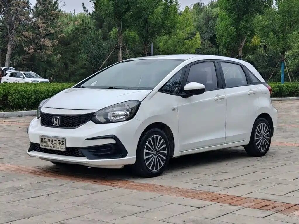 Открыть фотографии: Honda Fit IV Рестайлинг