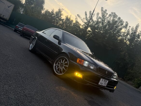 1998 Toyota Chaser VI (X100) Рестайлинг, чёрный, 930000 рублей - вид 5