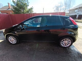2007 Fiat Punto III Grande Punto, чёрный, 230000 рублей, вид 2