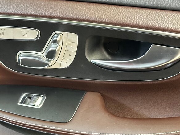 2017 Mercedes-Benz V-Класс Long 250 d длинный III (W447), чёрный, 4700000 рублей - вид 11