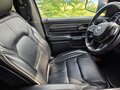 2020 Ram 1500 Crew Cab V, серый, 6950000 рублей - вид 6