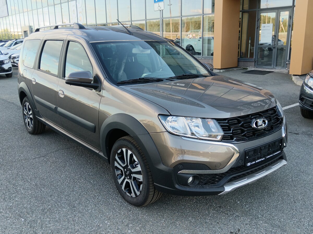 Открыть фотографии: Lada (ВАЗ) Largus I Рестайлинг