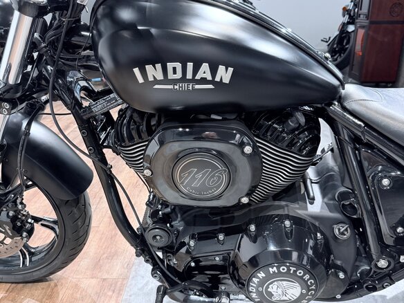 2023 Indian Chief Bobber, чёрный, 1799000 рублей - вид 18