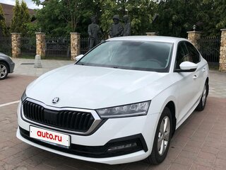 2021 Skoda Octavia IV (A8), белый, 2560000 рублей, вид 2