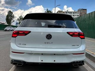 2021 Volkswagen Golf VIII, белый, 2080000 рублей, вид 5