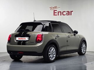 2018 Mini Cabrio Cooper III Рестайлинг, коричневый, 1700000 рублей, вид 2