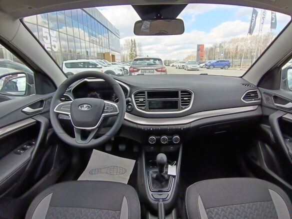 2026 Lada (ВАЗ) Vesta I Рестайлинг (NG), серебристый - вид 8