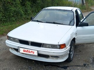 1992 Mitsubishi Galant VI, белый, 100000 рублей, вид 2