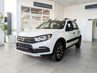 2026 Lada (ВАЗ) Granta Cross I Рестайлинг, белый, 1247900 рублей, вид 1