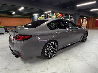 2021 BMW 5 серии 540i xDrive VII (G30/G31/G38) Рестайлинг, серый, 6750000 рублей, вид 5