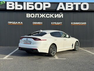 2018 Kia Stinger I, белый, 2450000 рублей, вид 2