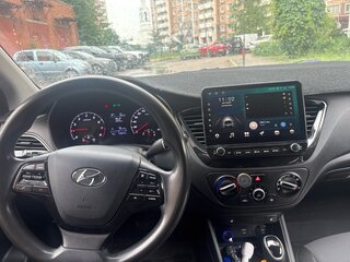2021 Hyundai Solaris II Рестайлинг, серый, 1600000 рублей, вид 5