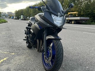 Yamaha XJ6 (FZ6R)