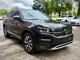 2022 Volkswagen Tayron I, чёрный, 2130000 рублей, вид 3