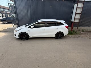 2016 Kia Ceed II Рестайлинг, белый, 1300000 рублей, вид 5