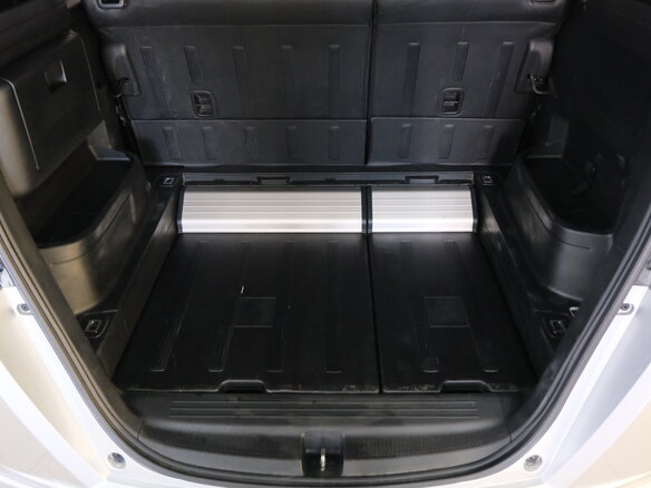 2012 Honda Freed Spike I Рестайлинг, серый - вид 19