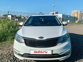 2016 Kia Rio III Рестайлинг, белый, 1067000 рублей, вид 1