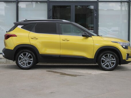 2020 Kia Seltos I, жёлтый, 2195000 рублей, вид 4