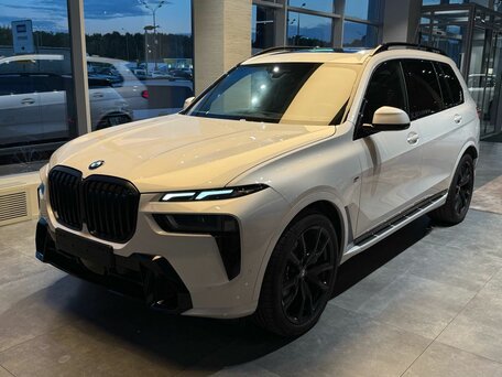 BMW X7 I (G07) Рестайлинг