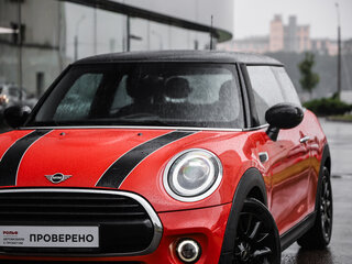 2020 Mini Hatch Cooper III (F55/F56) Рестайлинг, оранжевый, 2267000 рублей, вид 2
