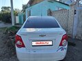 2013 Chevrolet Aveo II, белый, 540000 рублей - вид 2