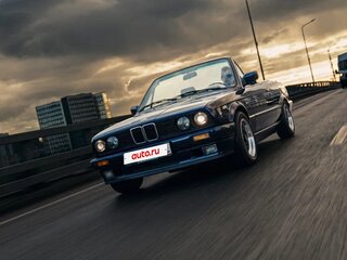 1991 BMW 3 серии 318i II (E30), синий, 4100000 рублей, вид 2