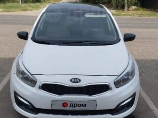 2017 Kia Ceed II Рестайлинг, белый, 1350000 рублей, вид 2