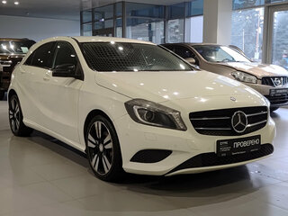 2013 Mercedes-Benz A-Класс 200 III (W176), белый, 997000 рублей, вид 3