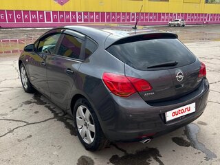 2010 Opel Astra J, серый, 530000 рублей, вид 4