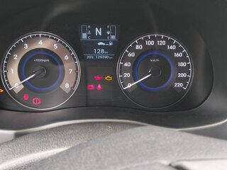 2014 Hyundai Solaris I Рестайлинг, коричневый, 1100000 рублей, вид 5