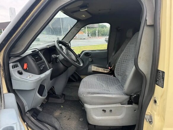 2013 Ford Transit, жёлтый, 797500 рублей - вид 15