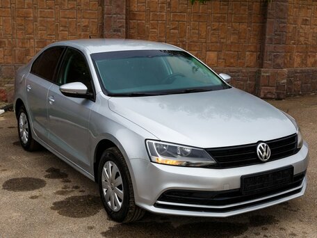 2015 Volkswagen Jetta VI Рестайлинг, серебристый, 1100000 рублей, вид 1