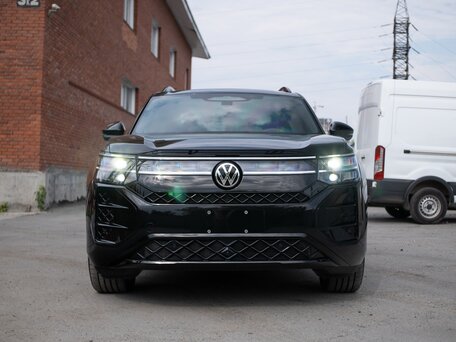 2025 Volkswagen Teramont Pro II (China Market), чёрный, 5699999 рублей, вид 3