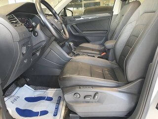 2020 Volkswagen Tiguan II, серый, 3760000 рублей, вид 4
