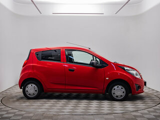 2013 Chevrolet Spark III, красный, 624000 рублей, вид 4