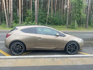 2013 Opel Astra GTC J Рестайлинг, коричневый, 950000 рублей, вид 2
