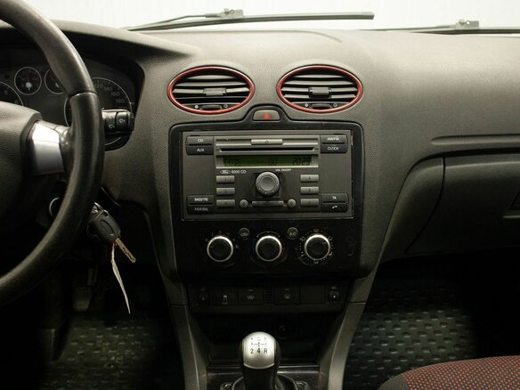 2006 Ford Focus II, красный, 390000 рублей - вид 25