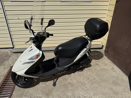 2006 Suzuki Address 125, белый, 180000 рублей, вид 4