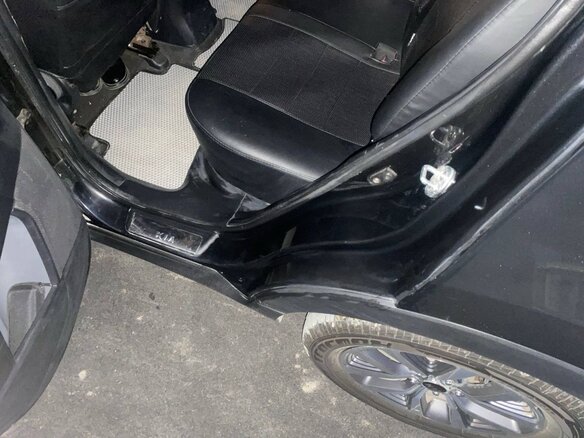 2010 Kia Sportage III, чёрный, 1100000 рублей - вид 6