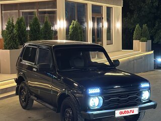 1999 Lada (ВАЗ) 2121 (4x4) I Рестайлинг, чёрный, 350000 рублей, вид 3