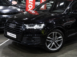 2018 Audi Q7 II (4M), чёрный, 4599700 рублей, вид 2