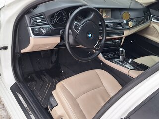 2013 BMW 5 серии 528i xDrive VI (F10/F11/F07), белый, 1790000 рублей, вид 5