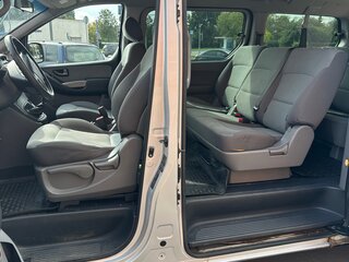 2008 Hyundai H-1 II, серебристый, 1050000 рублей, вид 3