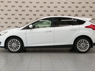 2016 Ford Focus III Рестайлинг, белый, 1044000 рублей, вид 4
