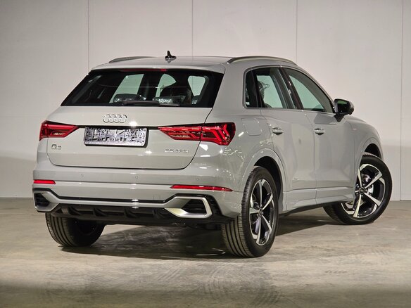 2026 Audi Q3 35 TFSI II (F3), серый - вид 3