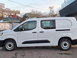 2025 Toyota ProAce City L2 I Рестайлинг, белый, 5100000 рублей, вид 3